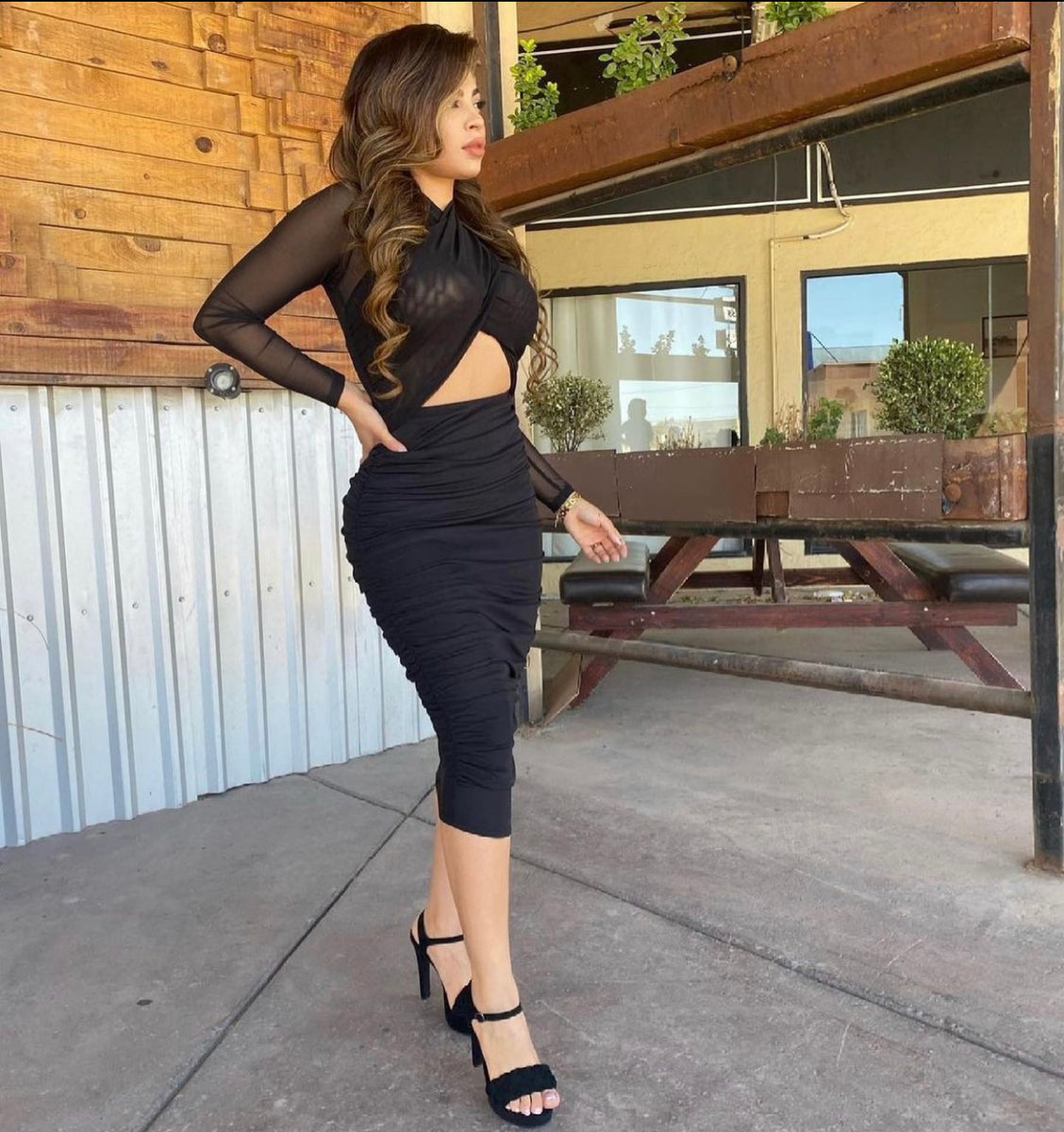 Romina midi dress  Royals closet